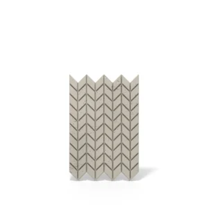 Chevron Wandpaneel in Cashmere Farbe. 3D-Optik mit V-förmigem Muster. Ideal für moderne Wandgestaltung und Innenarchitektur. Detailaufnahme der Textur und Farbnuancen.